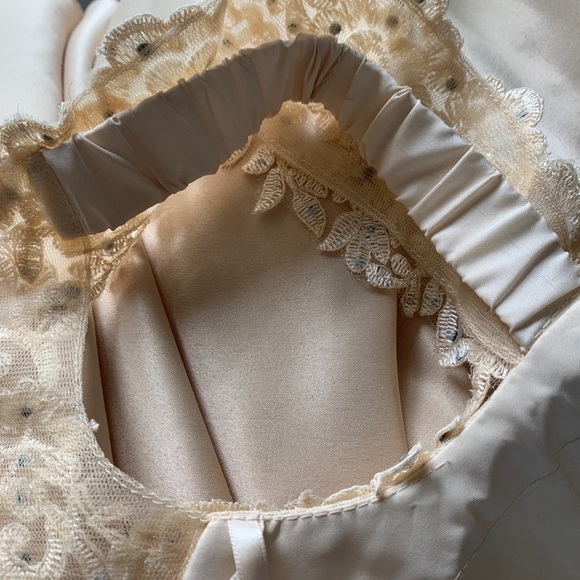 Dancing Queen Lace Crystal Princess Neckline Gown - Picture 7 of 16